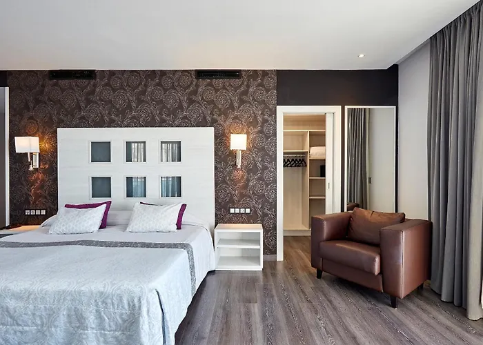 Hotel Surf Mar 4*